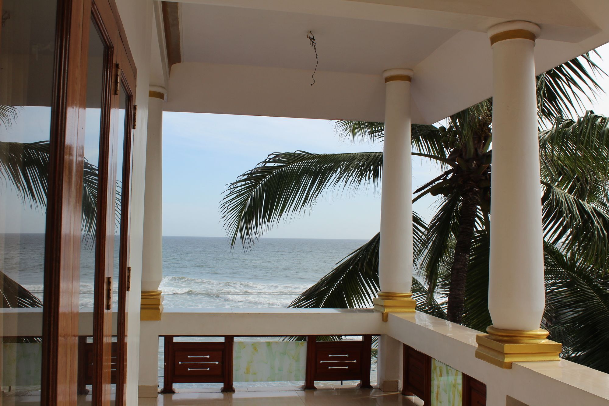 Hotel Sea View Palace - The Beach Hotel, Kovalam Kültér fotó